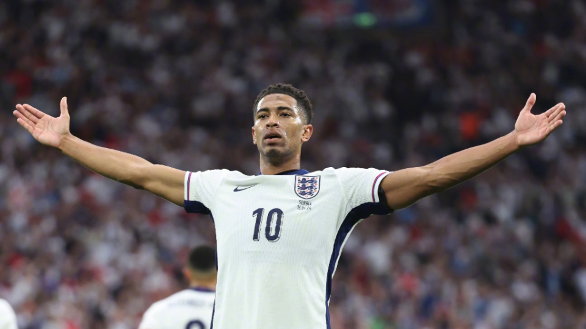 成都混团世界杯：中国队战胜法国队收获六连胜（成都混团世界杯：中国队力克法国豪取六连胜）