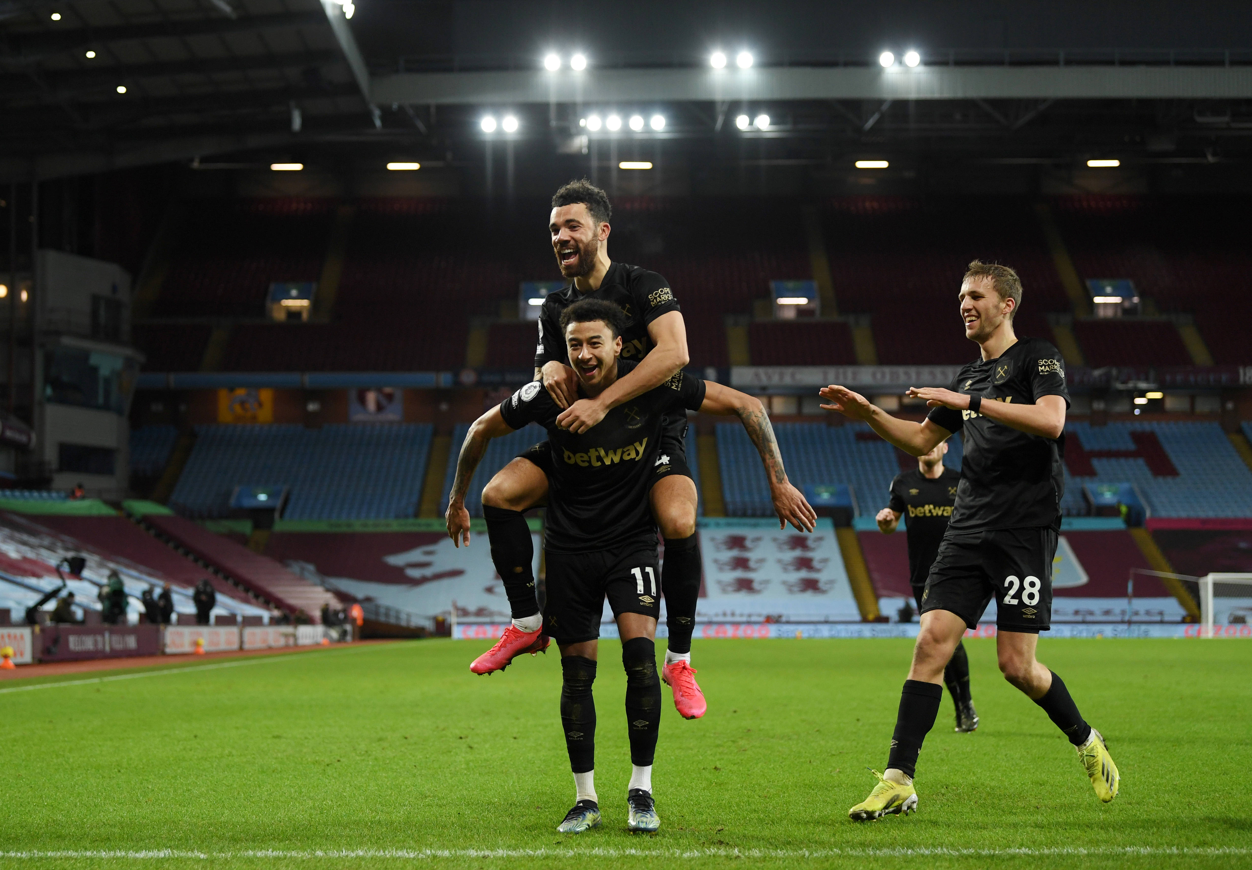欧冠前一天换帅，布鲁日官方：前海港主帅莱科接手球队（欧冠前夕布鲁日官宣换帅：前海港主帅莱科上任）
