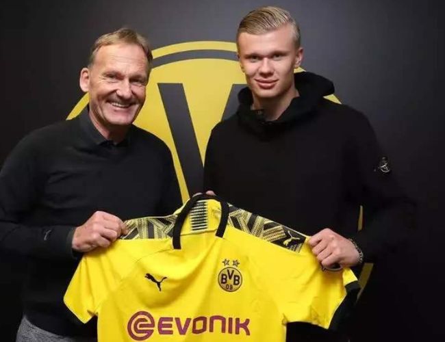 21世纪五大联赛外场球员出场时间榜：C罗、拉莫斯、梅西前3（21世纪五大联赛外场球员出场时长排行：C罗、拉莫斯、梅西位居前三）