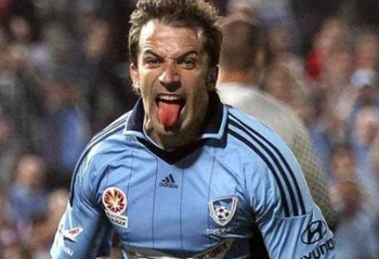 解锁津门虎vs申花！恩怨交织的众生相（津门虎大战申花：恩怨交错的众生百态）