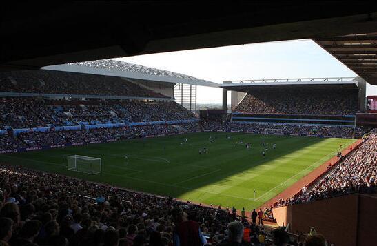 记者：纽卡和桑德兰有意贡多齐，拉齐奥估价2500-3000万欧（记者称纽卡、桑德兰有意引进贡多齐，拉齐奥要价2500万至3000万欧元）