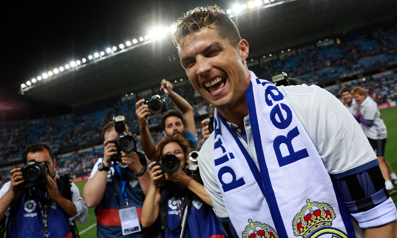 俄罗斯守门员教练：萨福诺夫没有考虑过离开大巴黎（俄门将教练：萨福诺夫从未考虑离开巴黎圣日耳曼）