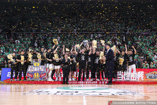 欧洲五大联赛积分榜激烈竞争（欧陆五大联赛积分榜争夺白热化）