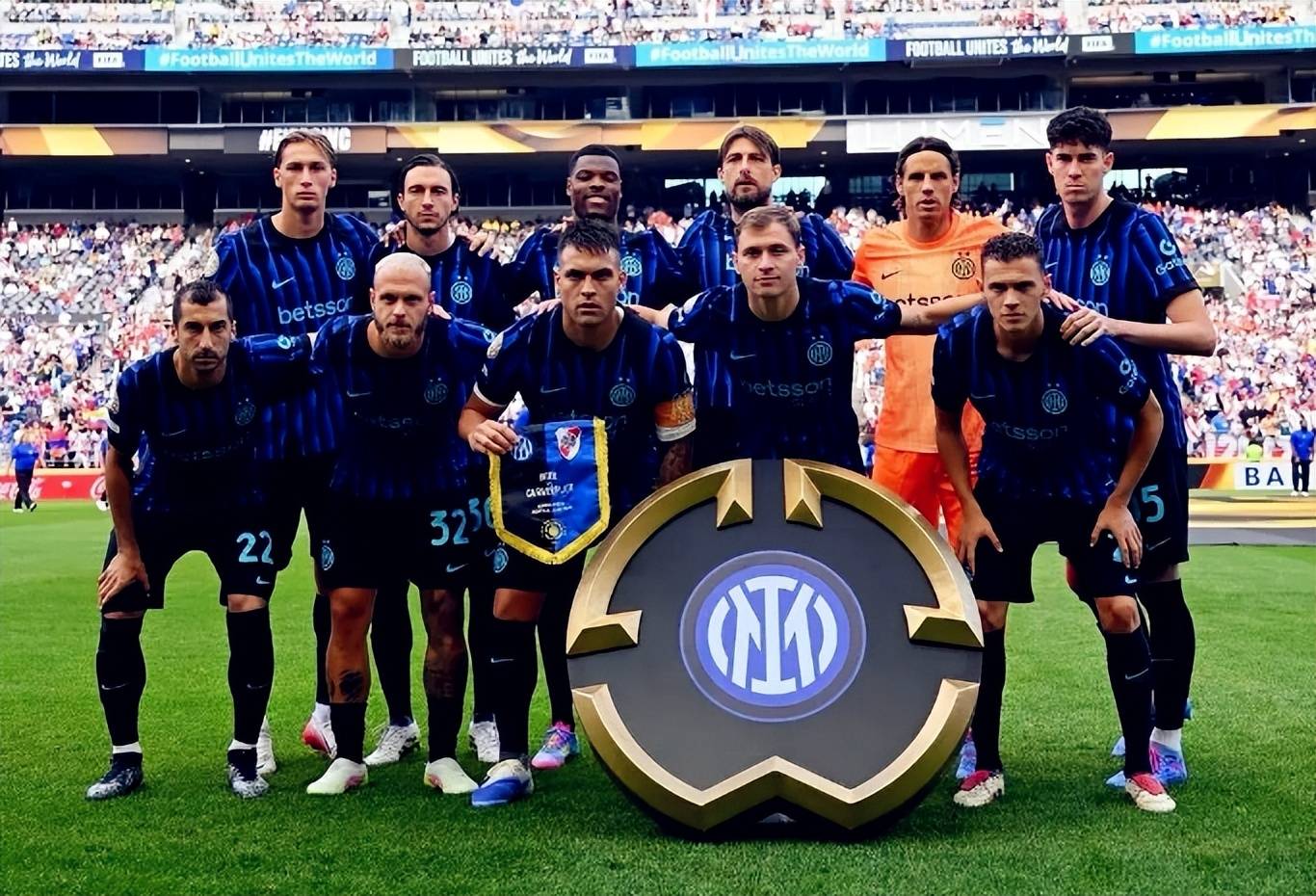 卡拉格：斯凯利是天才球员，对他未入选英格兰大名单感到惊讶（卡拉格称斯凯利天赋异禀，惊讶其落选英格兰名单）