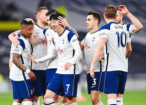 利物浦第二次在欧冠主场丢4+球，上一次是2023年2-5皇马（利物浦欧冠主场第二次丢4+球，上次是2023年2-5不敌皇马）