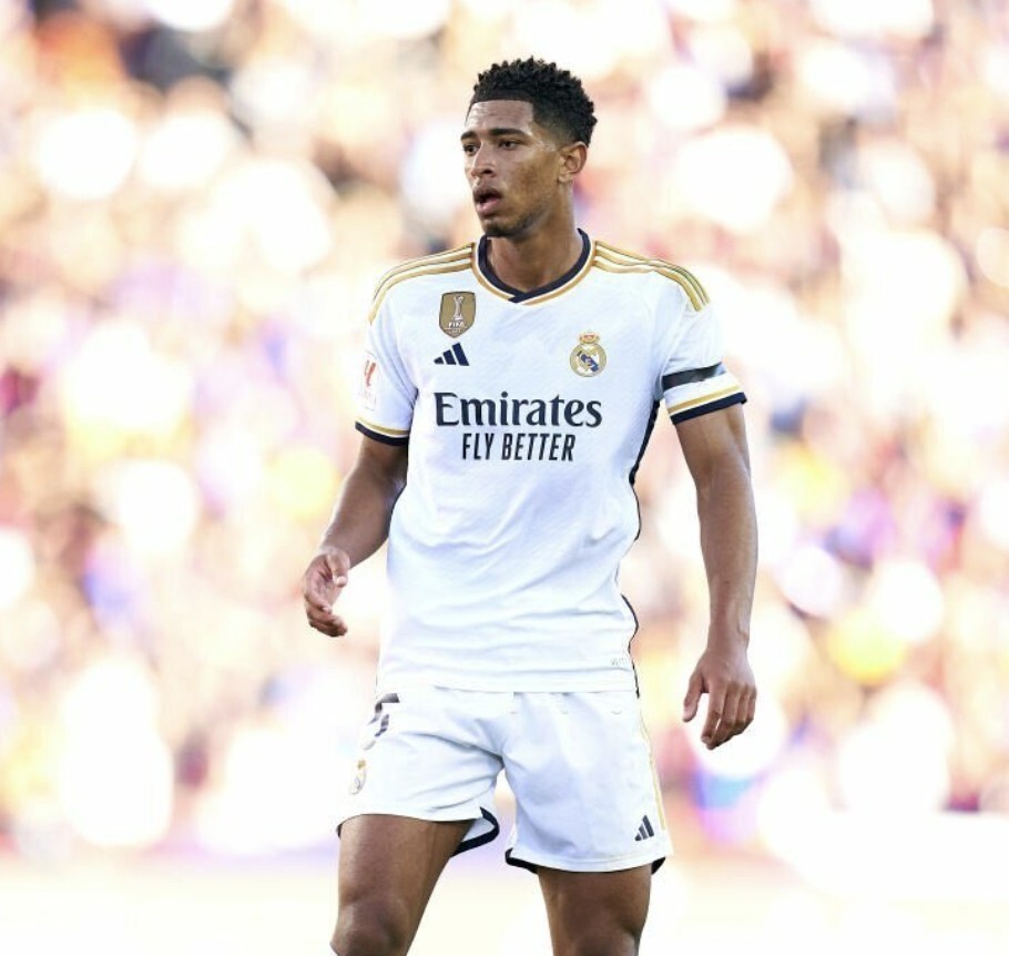 队报预测法国世界杯首战后防线：迪涅、孔德、萨利巴、于帕（队报：法国队世界杯首战后防线或由迪涅、孔德、萨利巴、于帕组建）