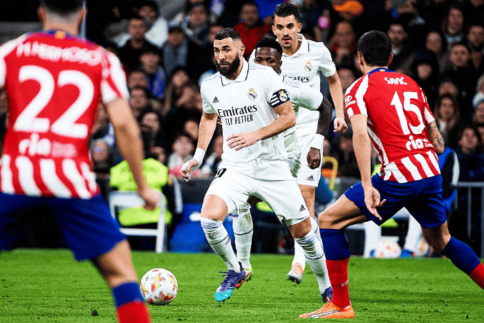 记者：B费受伤之后，梅努不会在冬窗离开曼联（记者称因B费伤缺，曼联今冬不会放走梅努）