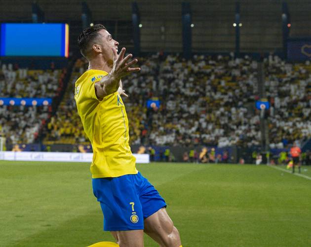 队报：法国队世界杯26人大名单已经确定16人，竞争很激烈（队报：法国队世界杯26人名单已锁定16席，名额之争白热化）