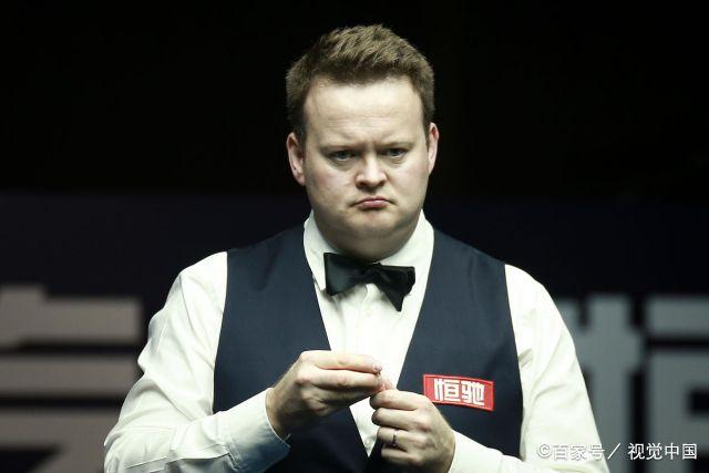 些长期伏案 些长期伏案